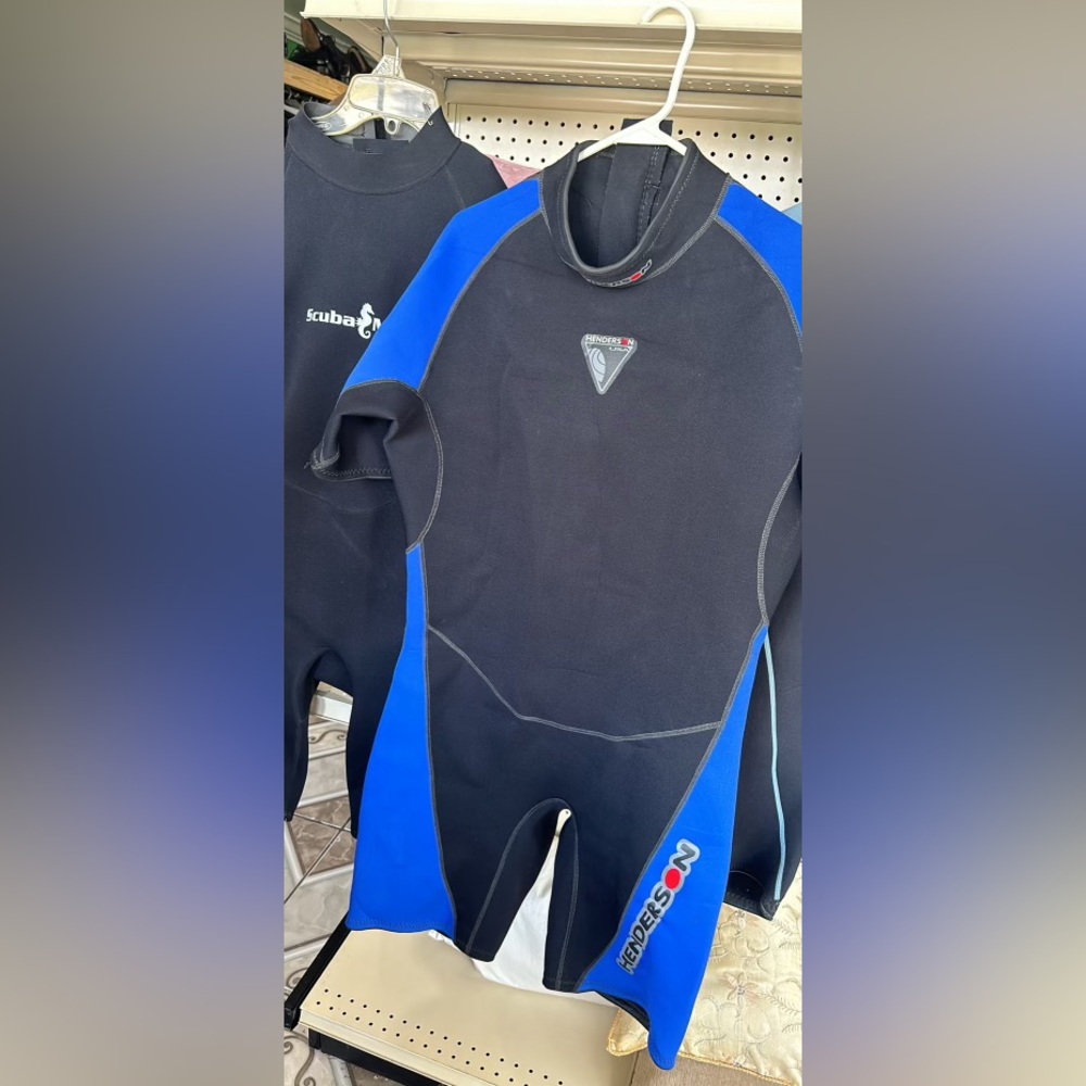 Henderson wetsuit